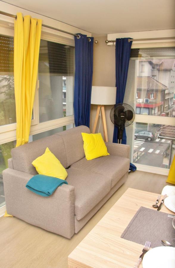 Appartement Entre Geneve Et Chamonix Au Pied Des Montagnes Cluses Buitenkant foto