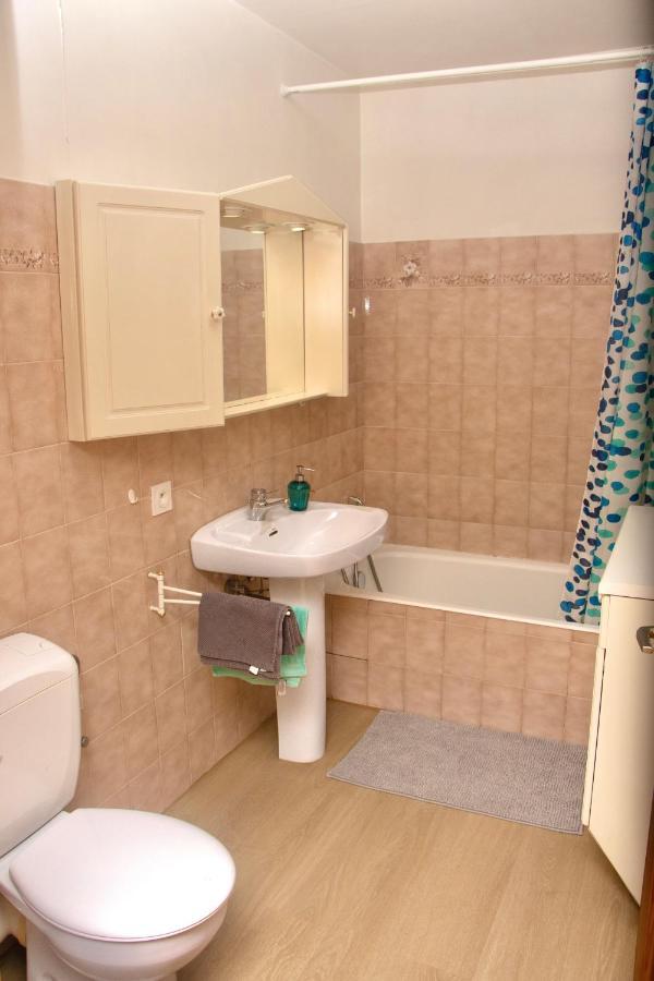 Appartement Entre Geneve Et Chamonix Au Pied Des Montagnes Cluses Buitenkant foto