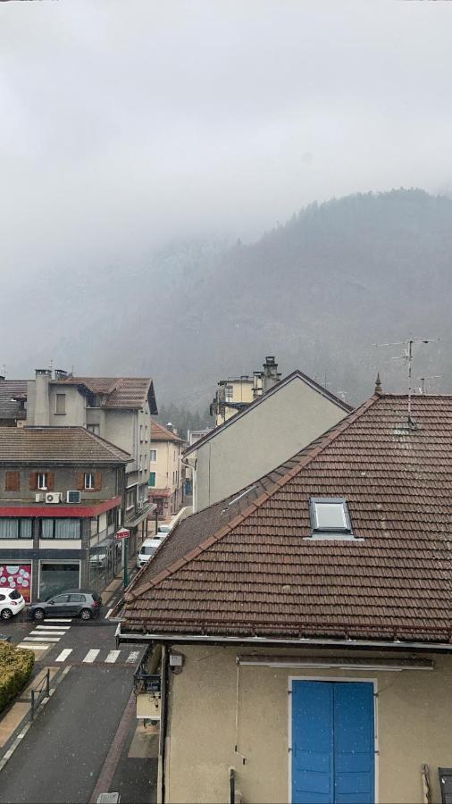 Appartement Entre Geneve Et Chamonix Au Pied Des Montagnes Cluses Buitenkant foto